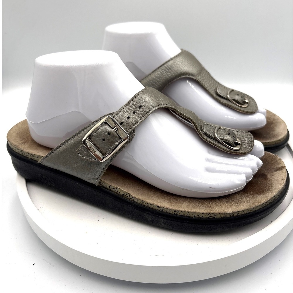 SAS Tripad Comfort Sandals Size 9 Silver Metallic Leather Thong Buckle Slides